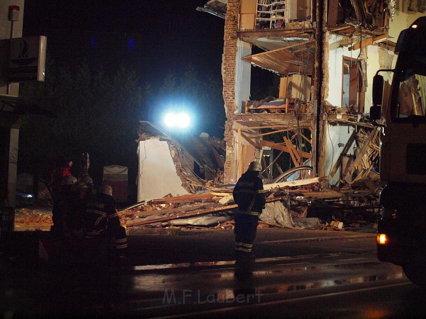 Hausexplosion Bruehl bei Koeln Pingsdorferstr P254.JPG